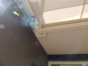 Detailaufnahme Sonnenstoren-System vom Einfamilienhaus in Rickenbach