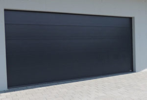 ein anthrazites Privattor