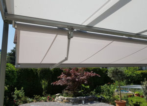 Cleveres automatisiertes Sonnenstorensystem